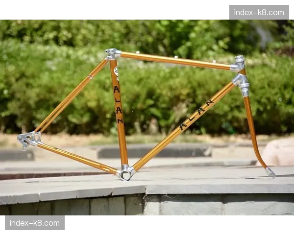 手工艺的坚持：探访日本一家仍坚持手工钎焊制造高端钢制BMX车架的小作坊